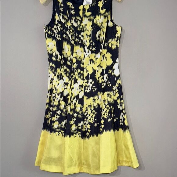 Taylor Black and Yellow Sleeveless Midi Sundress - Picture 3 of 11